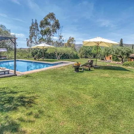 Sleeps 18 Air Con Wifi *