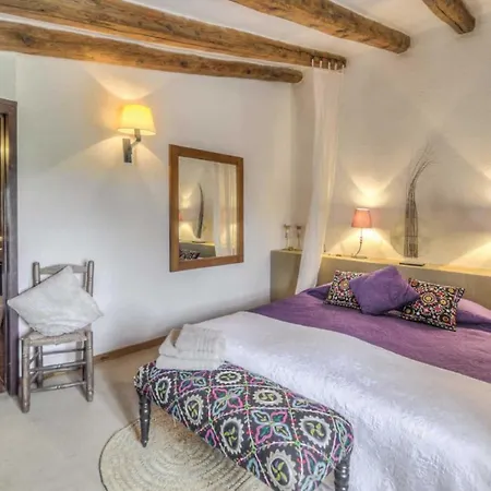 Sleeps 18 Air Con Wifi *