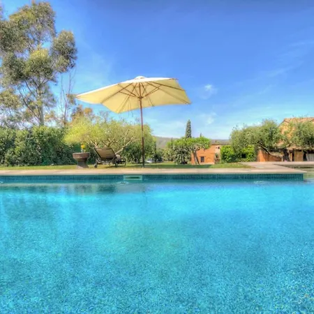 Sleeps 18 Air Con Wifi Вилла *
